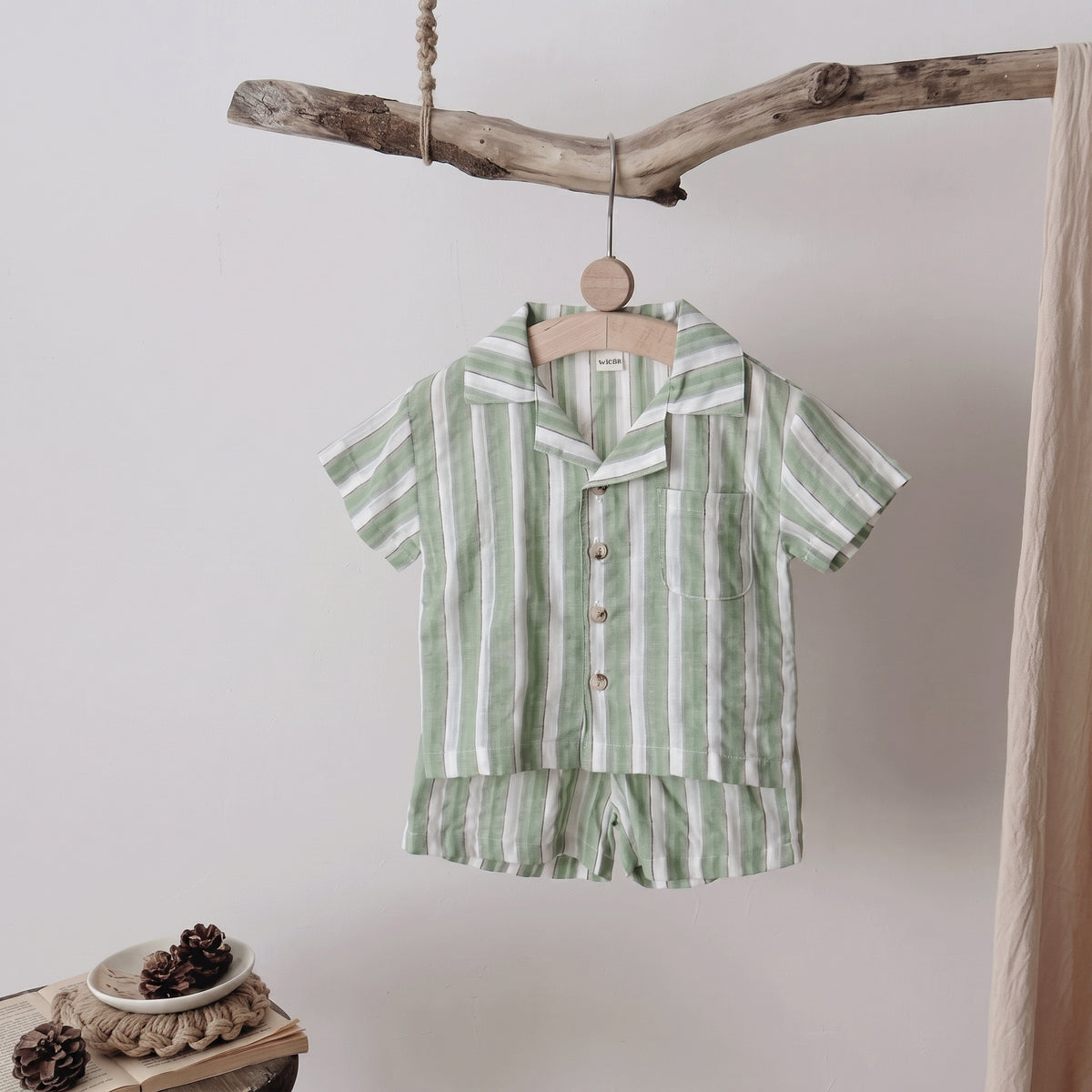 Ensemble enfant 8 (Rayures vertes)